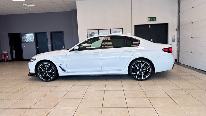 BMW 5 Series 2021