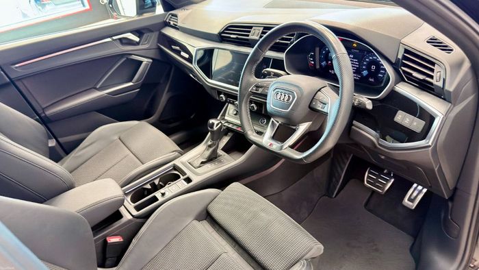 Audi Q3 2023