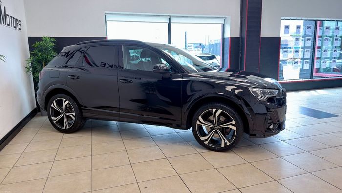 Audi Q3 2023