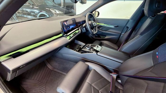 BMW 5 Series 2025
