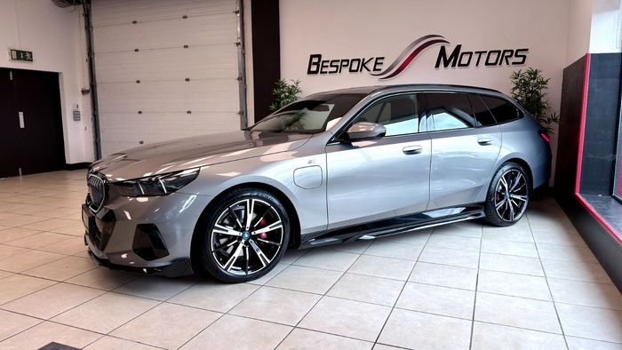 BMW 5 Series 2025