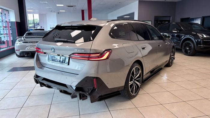 BMW 5 Series 2025