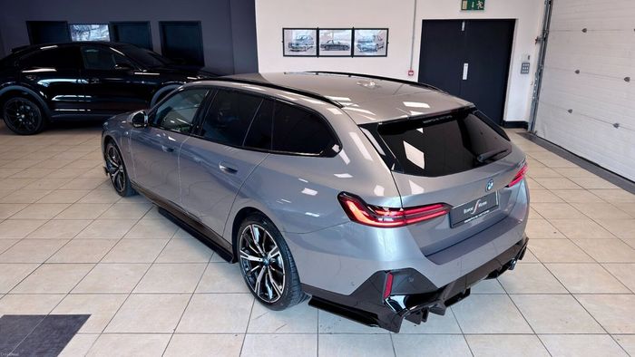 BMW 5 Series 2025