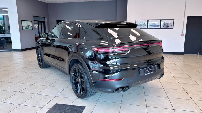 Porsche Cayenne 2023