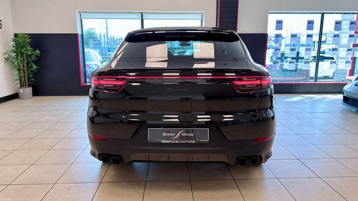 Porsche Cayenne 2023