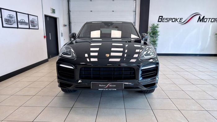 Porsche Cayenne 2023