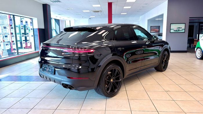 Porsche Cayenne 2023