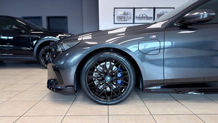 BMW 5 Series 2024