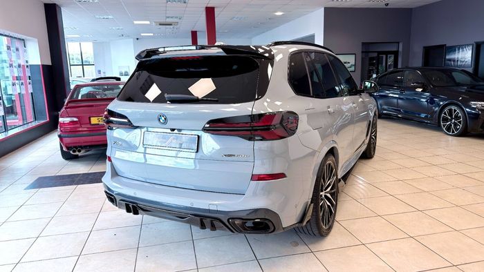BMW X5 2025