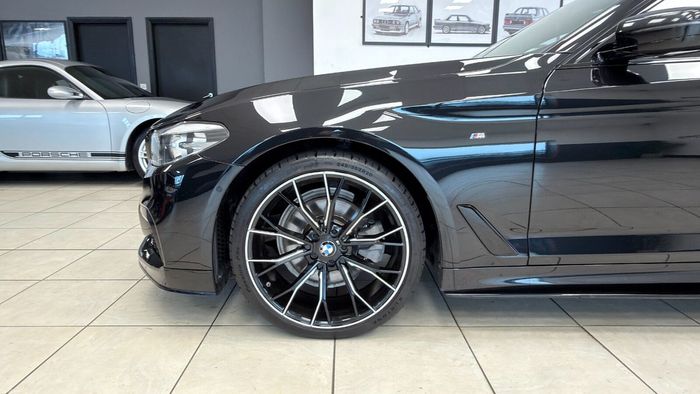 BMW 5 Series 2019