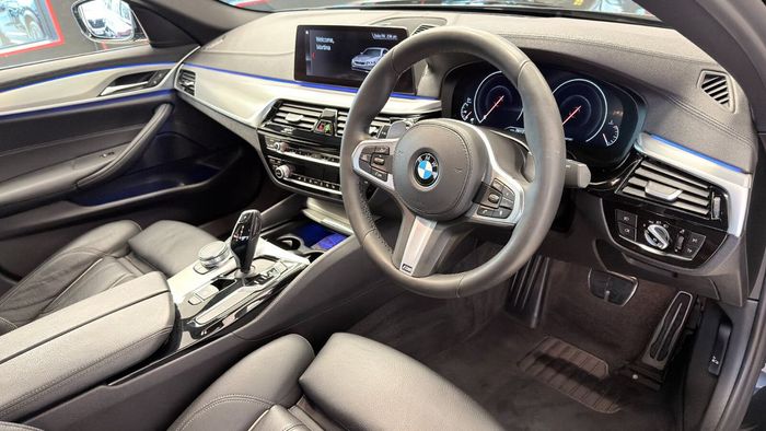 BMW 5 Series 2019