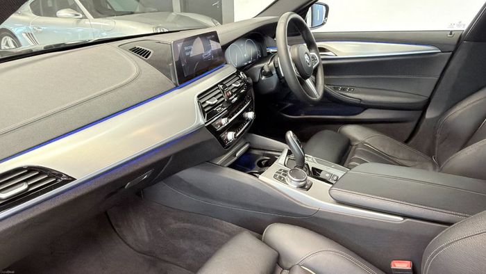 BMW 5 Series 2019