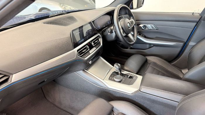 BMW 3 Series 2021