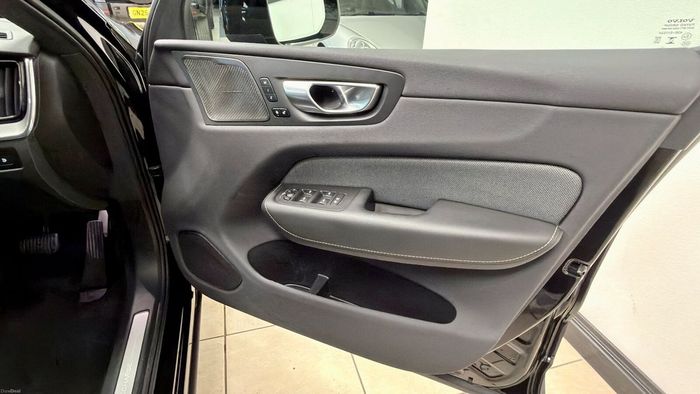 Volvo XC60 2024