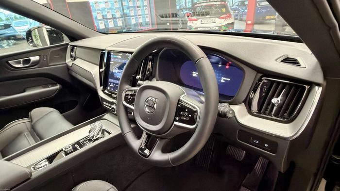 Volvo XC60 2024