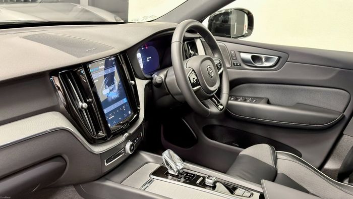 Volvo XC60 2024