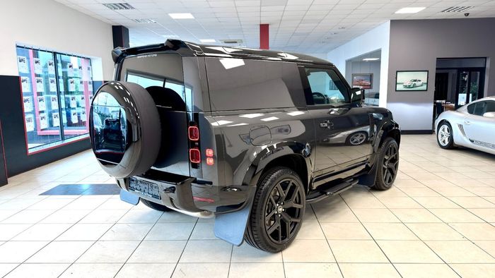 Land Rover Discovery 2025