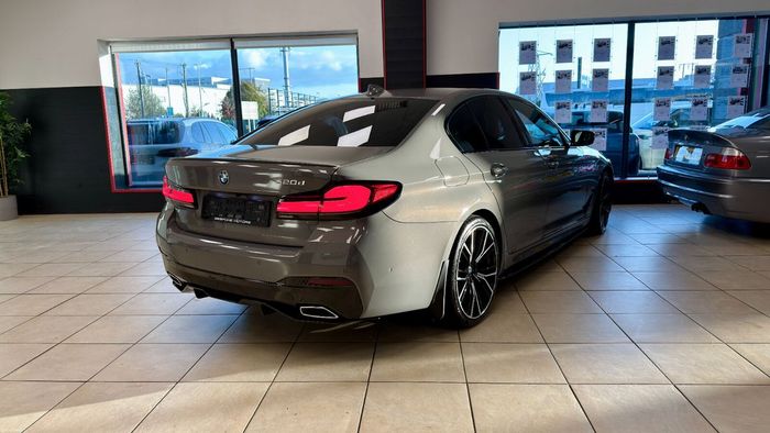 BMW 5 Series 2022