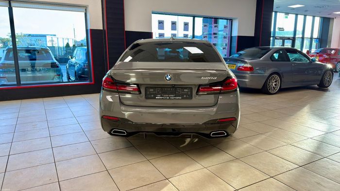 BMW 5 Series 2022