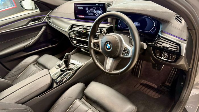 BMW 5 Series 2022