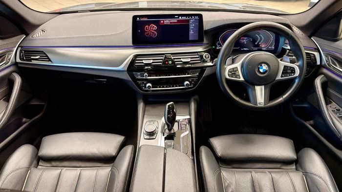 BMW 5 Series 2022