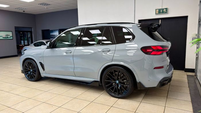 BMW X5 2024
