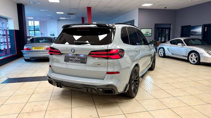 BMW X5 2024