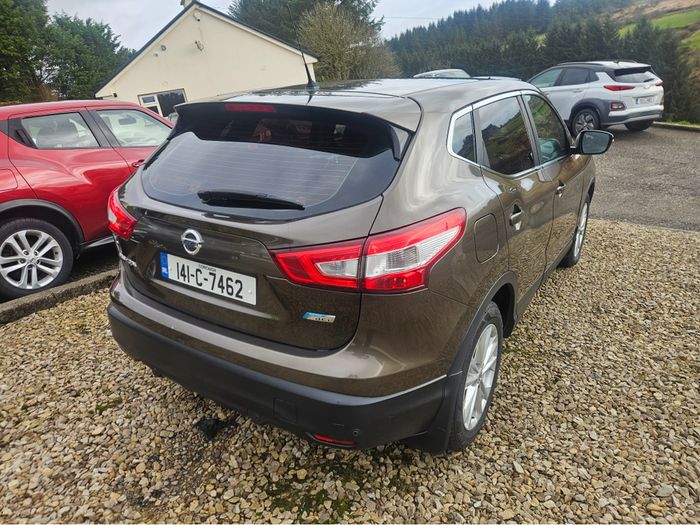 Nissan QASHQAI 2014