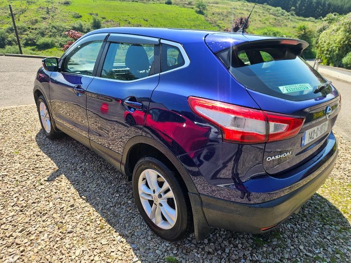 Nissan QASHQAI 2014