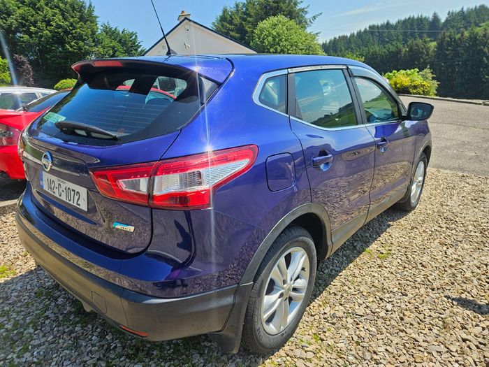 Nissan QASHQAI 2014
