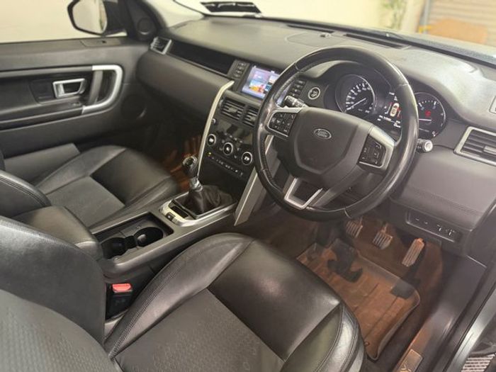 Land Rover Discovery Sport 2015