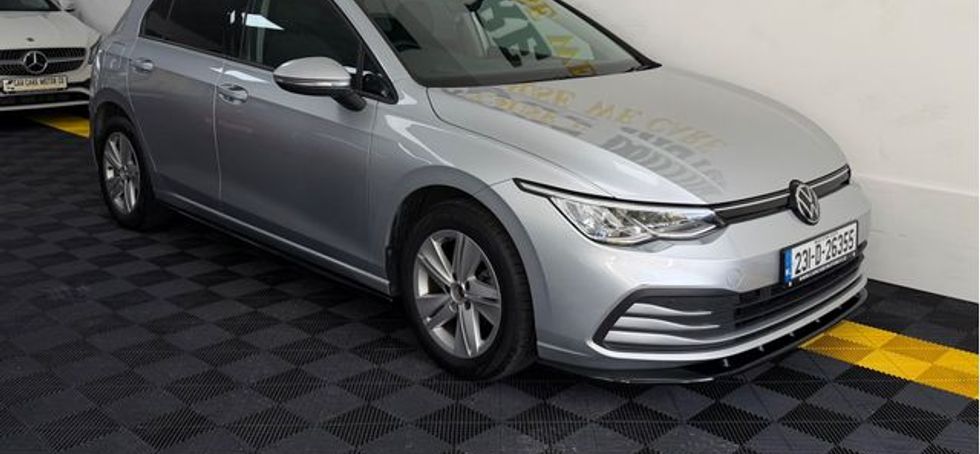 Volkswagen Golf 2023