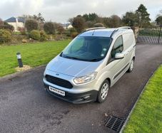 Ford TRANSIT COURIER 2015
