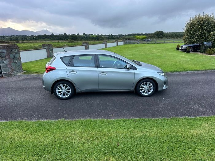 Toyota Auris 2015