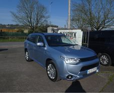 Mitsubishi Outlander 2015