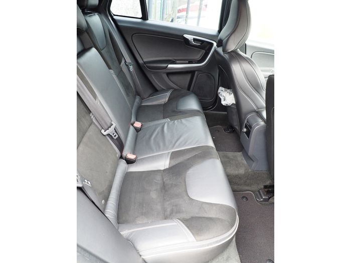 Volvo V60 2015