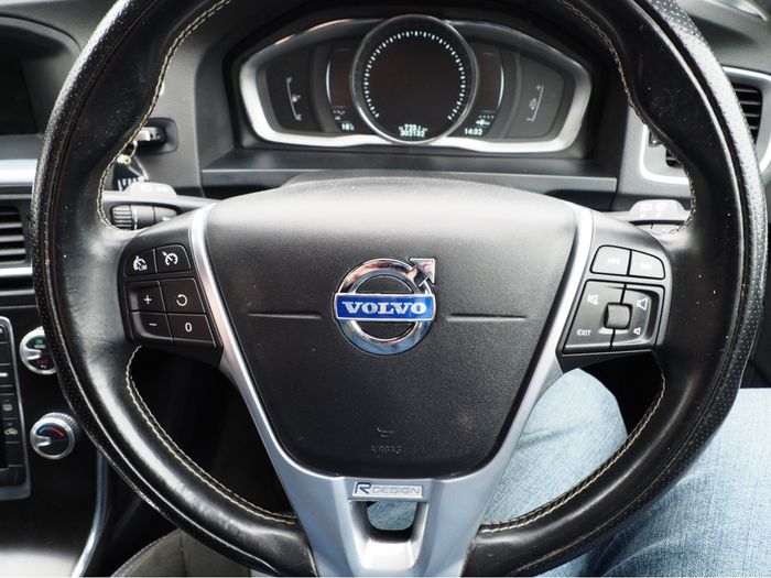Volvo V60 2015
