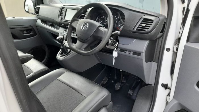 Vauxhall Vivaro 2021