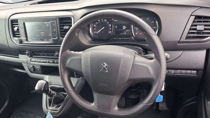 Peugeot Expert 2023