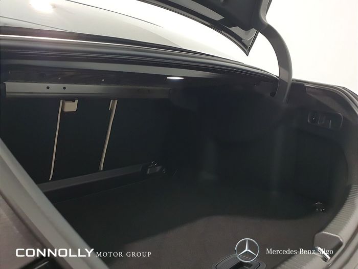 Mercedes-Benz C-Class 2024