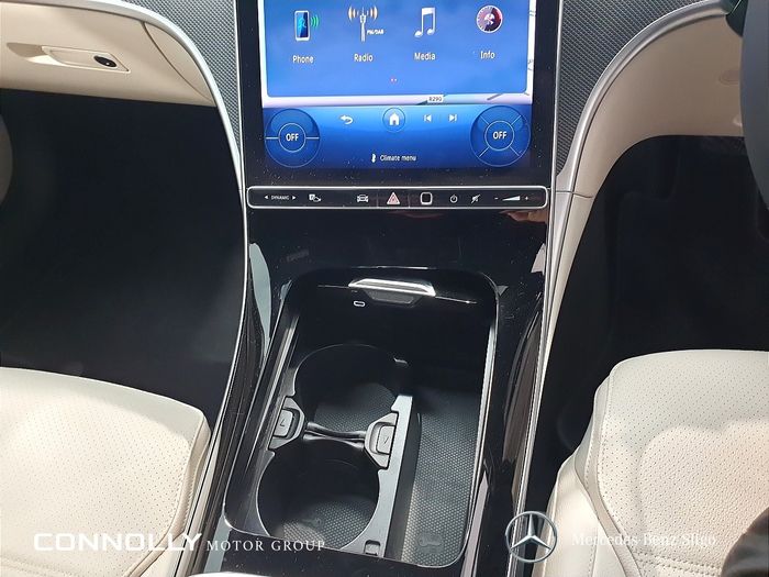 Mercedes-Benz C-Class 2024