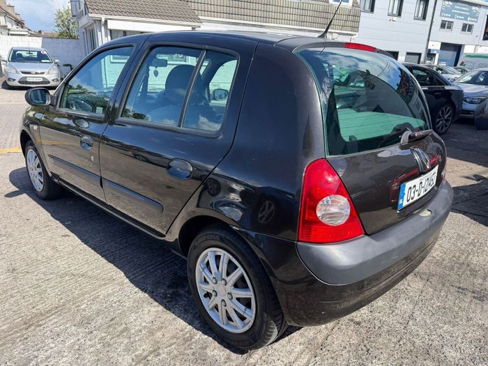 Renault Clio 2003