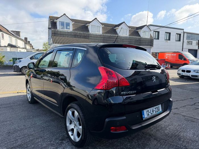 Peugeot 3008 2012