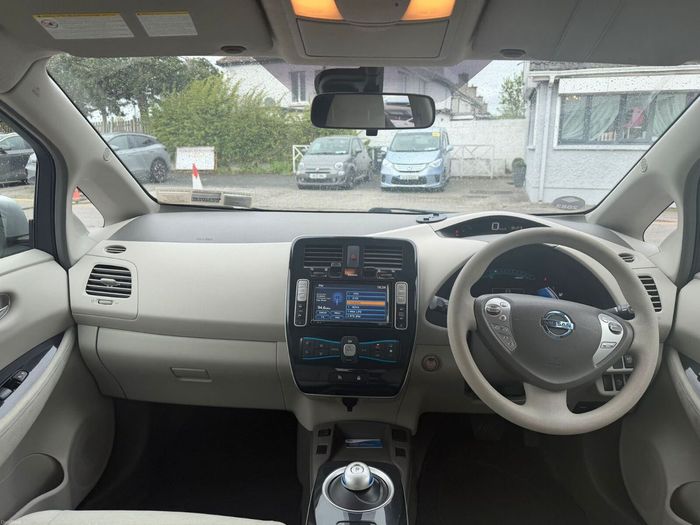 Nissan Leaf 2012