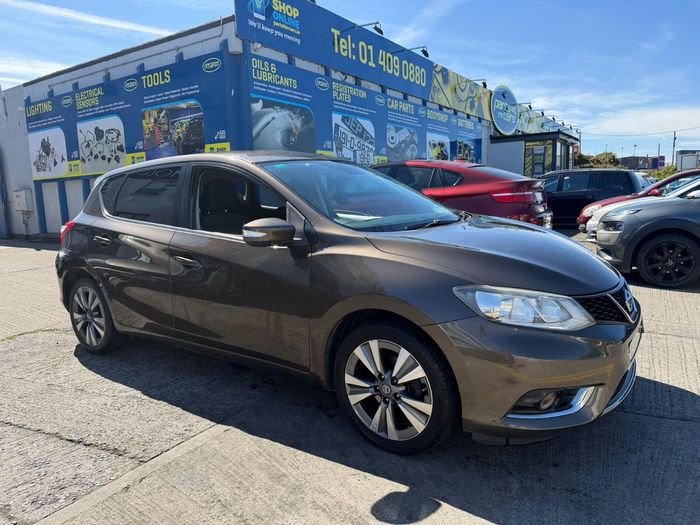 Nissan Pulsar 2015