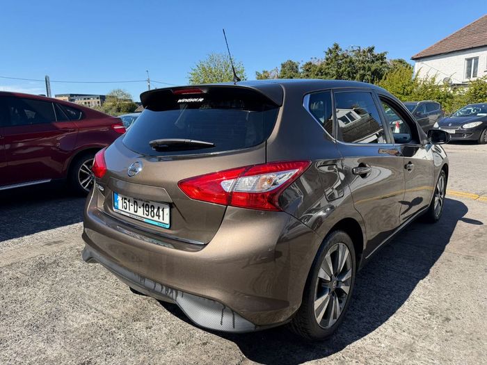 Nissan Pulsar 2015