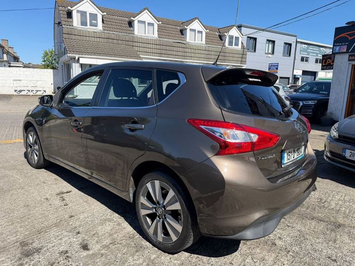 Nissan Pulsar 2015