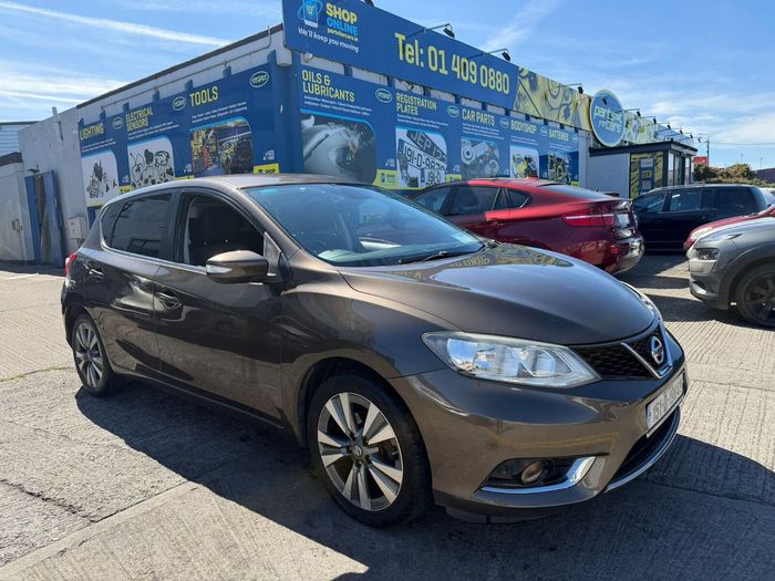 Nissan Pulsar 2015