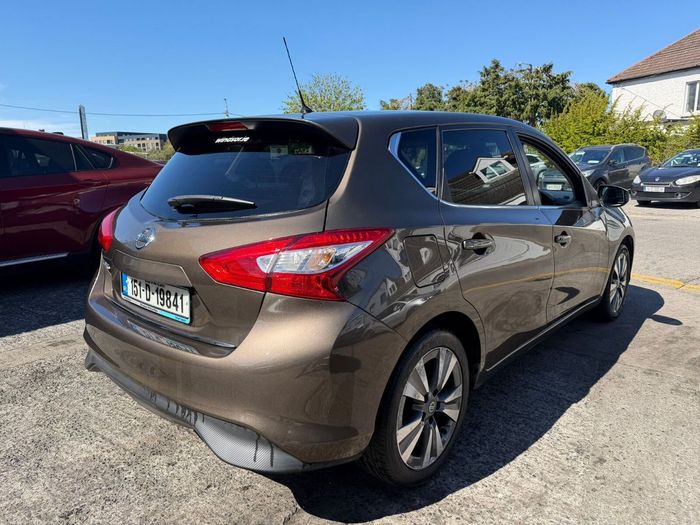 Nissan Pulsar 2015