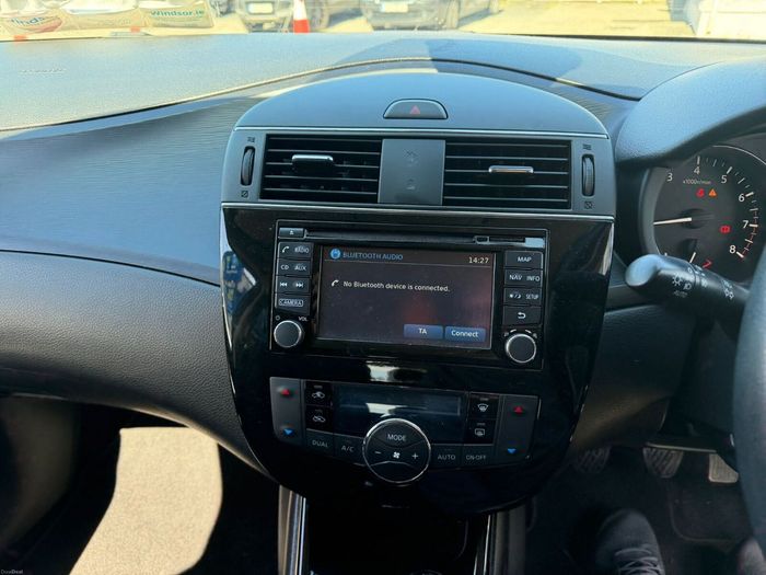 Nissan Pulsar 2015